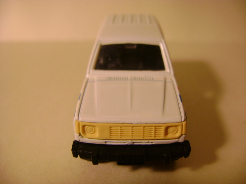 Illustration for article titled Restoration Project - Tomica Mitsubishi Pajero Rally (Part 1)